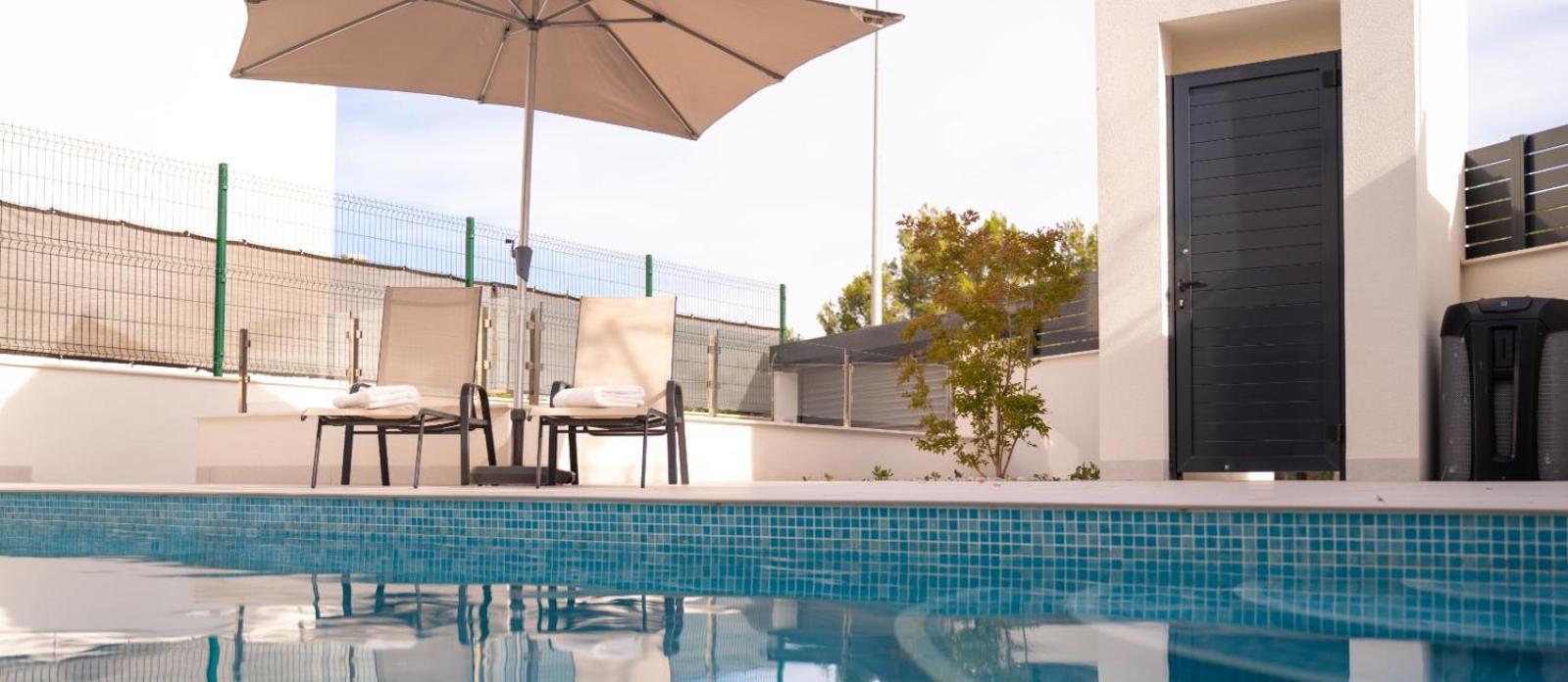 Amberes Apartment, A Stylish Villa'S Independent Downstairs Apartment With Private Swimming Pool And Terrace Polop de la Marina Exterior foto